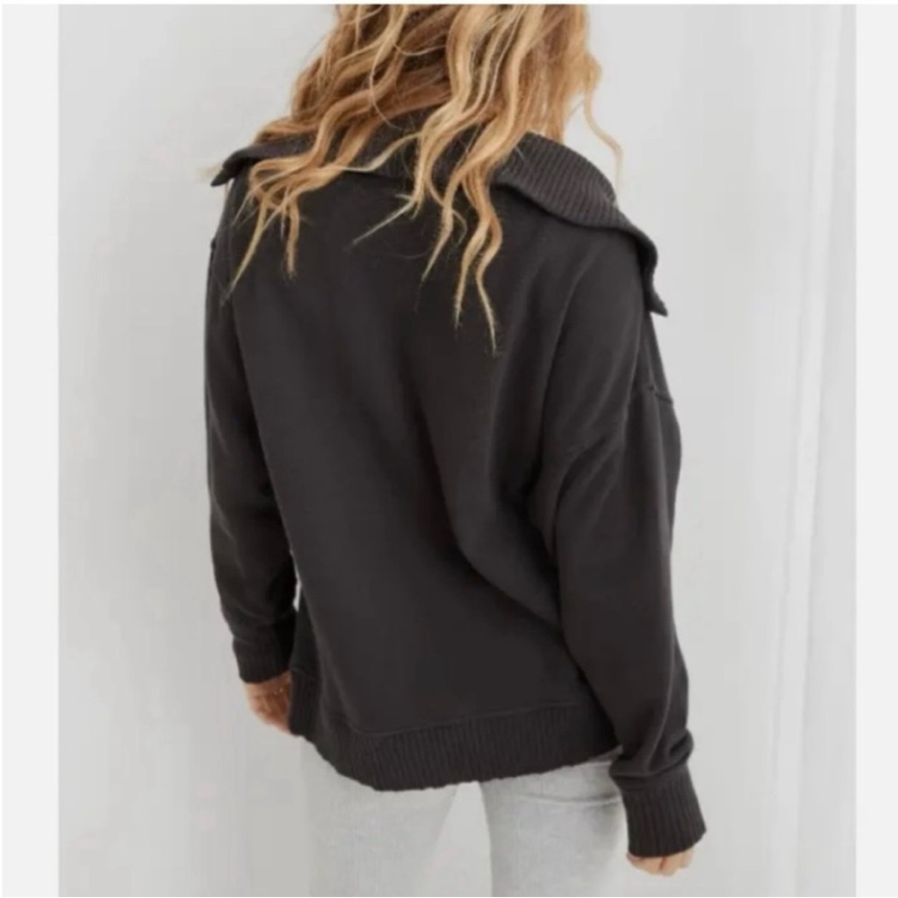 Aerie down to earth sweatshirt Size Small Quarter Zip Charcoal Grey Athleisure - Picture 2 of 10
